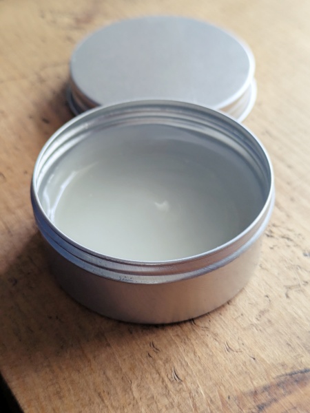 ネロリを1滴。今シーズン最初のハンドクリームづくり(バーム 手作り)